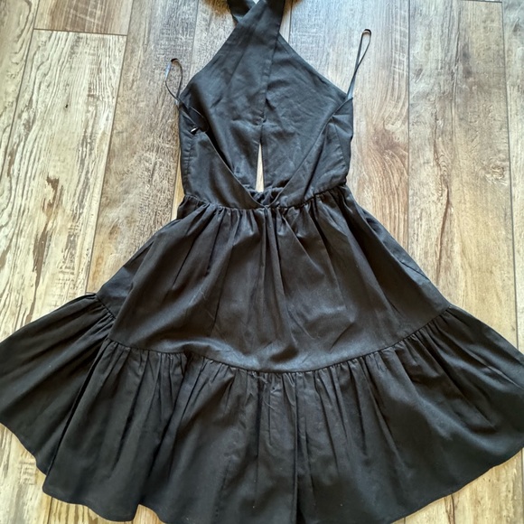 Halter Style Keyhole with Open Back Black Linen Dress XS - Picture 3 of 3